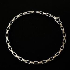 Royace hand bracelet